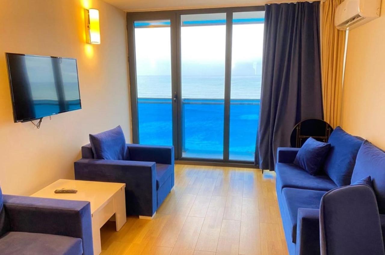 Orbi City Sea Side & Sea View Apartments Batumi Esterno foto